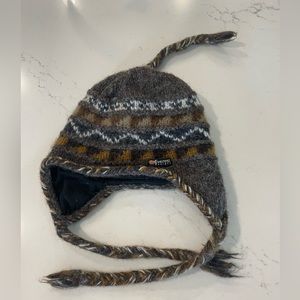 Everest Designs Wool Sherpa Fleece lined earflap winter ski hat